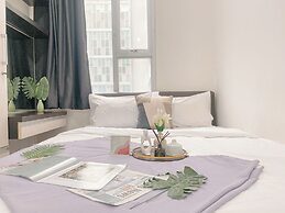 Stategic Studio Apartment at Menteng Square