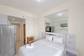 Comfortable Stay and Good Place Studio at Bale Hinggil Apartment