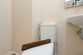 Comfortable Stay and Good Place Studio at Bale Hinggil Apartment
