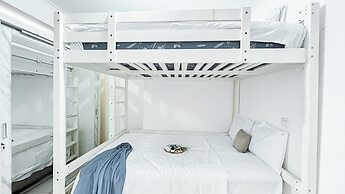 Cozy 1BR at Maple Park Sunter Apartment