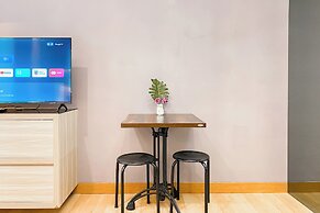 Spacious Studio Apartment at Capitol Suites