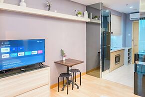 Spacious Studio Apartment at Capitol Suites