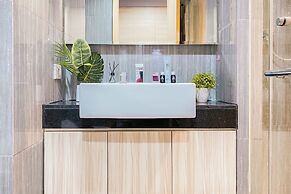 Spacious Studio Apartment at Capitol Suites