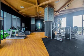 Good Deal and Comfy Studio at Collins Boulevard Apartment