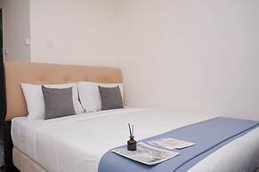 Good Deal and Comfy Studio at Collins Boulevard Apartment