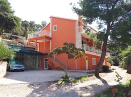 Seafront Charming Apartments Kosirina
