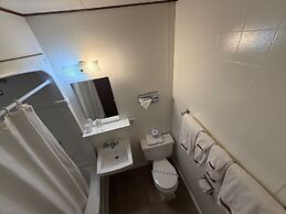 Airport Chalet