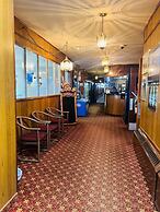 Airport Chalet