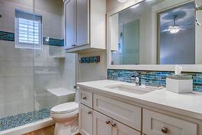 Seaside Sojourn 111 LA