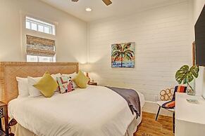 Skytop Lounge TC 5105