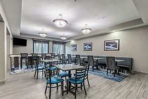 Platinum Inn & Suites Webster