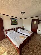 Hotel Tapanti Media de Orosi