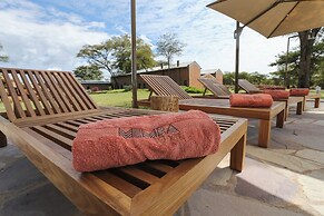 Mumba Lodge by Flow