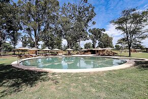 Mumba Lodge by Flow