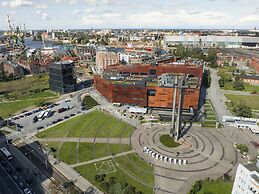 Lily Apart Gdansk Shipyard view studios