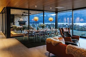 Ridgecrest - Lake Views - Sleeps 12