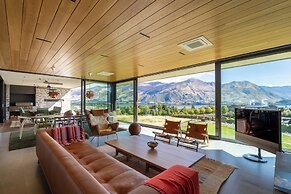 Ridgecrest - Lake Views - Sleeps 12