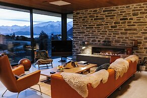 Ridgecrest - Lake Views - Sleeps 12