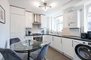 Spacious London stay -3 Bedroom property