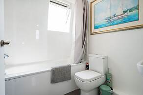 Spacious London stay -3 Bedroom property