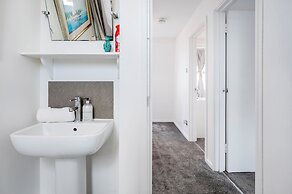 Spacious London stay -3 Bedroom property