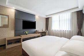 LAN WAN INTERNATIONAL  HOTEL