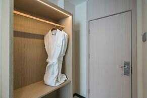 LAN WAN INTERNATIONAL  HOTEL