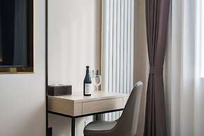 LAN WAN INTERNATIONAL  HOTEL