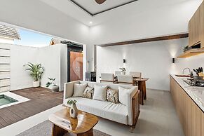 Navaya Villa by Kozystay - Seminyak