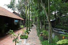 Vamxang Rustic Home