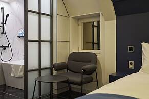 BlueDuck Hotel