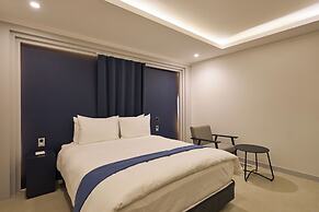 BlueDuck Hotel