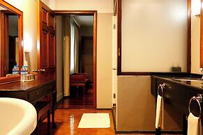 Hotel Boundary