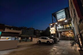 Treebo Riddhi Paradise