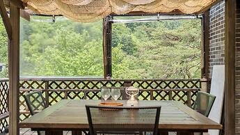 Gapyeong On The Hill Pool Villa