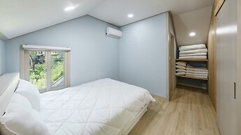 Gapyeong On The Hill Pool Villa