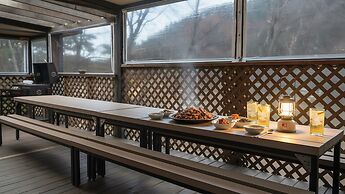 Gapyeong On The Hill Pool Villa
