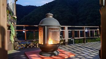 Gapyeong On The Hill Pool Villa