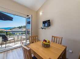 Apartments Nmn Drvenik