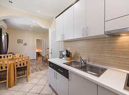 Apartments Nmn Drvenik