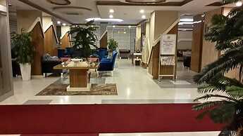 Hotel İzgi Turhan