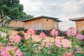 Long hug khao homestay
