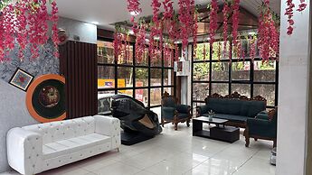 Hotel Bless Inn