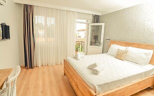 Gerence Otel by Lamira