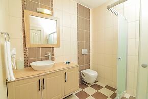 Gerence Otel by Lamira