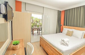 Gerence Otel by Lamira