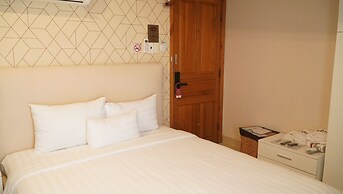 The Star Hotel 2