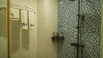 The Star Hotel 2