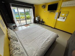 Tharadol Beach Resort