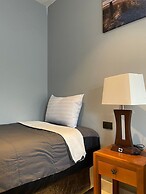 Tharadol Beach Resort